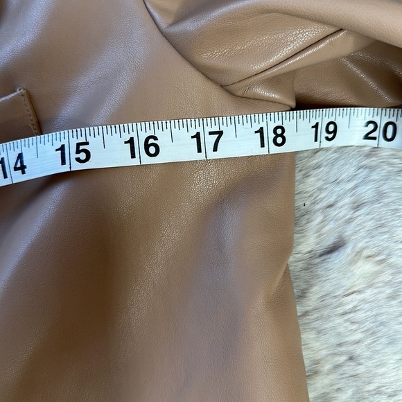 T TAHARI | Faux Leather Cropped Jacket, Toffee NWT - Picture 10 of 12
